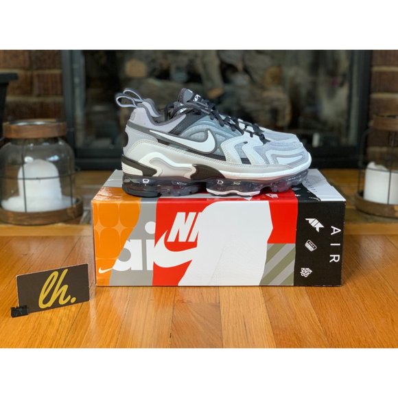 Size 6 Nike Air Vapormax Evo Wolf Grey Running Shoes CT2868-002 - Picture 2 of 5